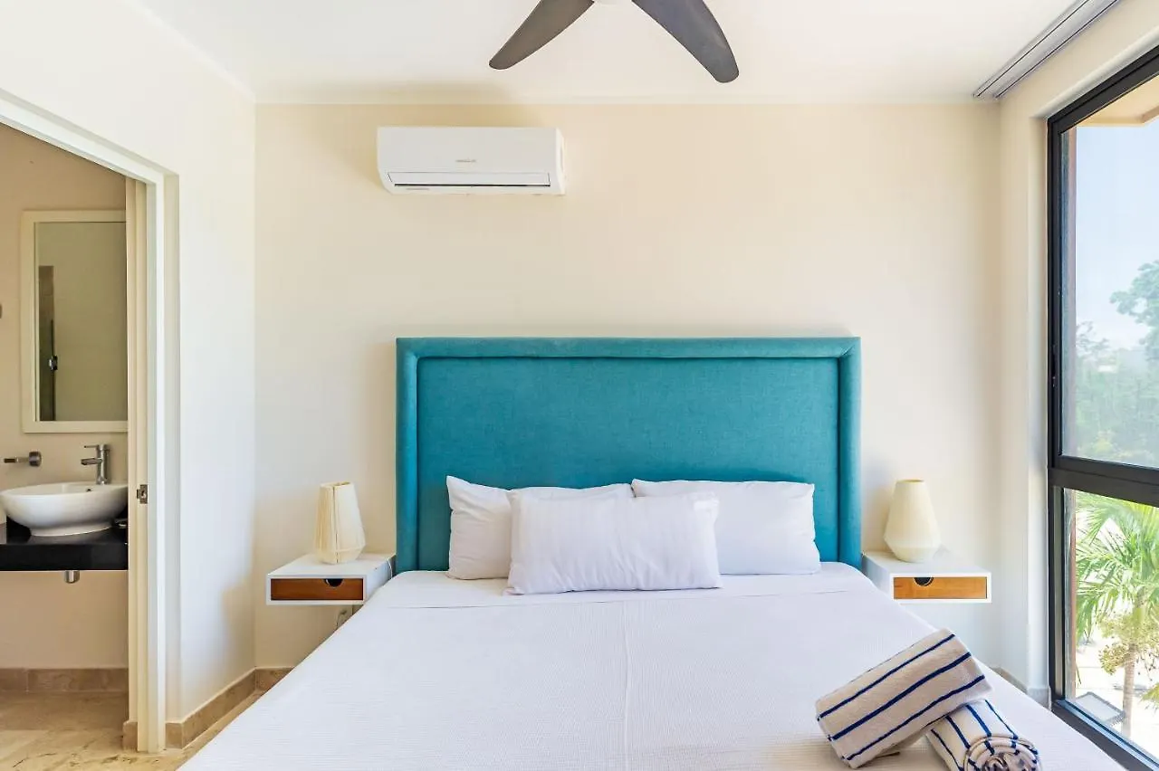 Tulum Promo 2Br With Rooftop Pool, Gym And Free Bikes 0*,  Mexico